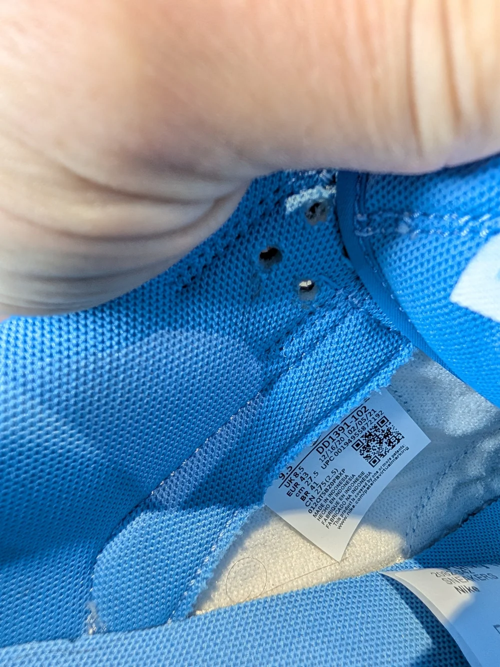 Nike Dunk Low UNC (2021) Sneaker, Size 9.5